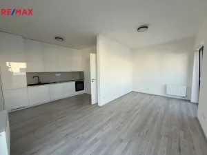 Prodej bytu 2+kk, Zlín, Smetanova, 56 m2