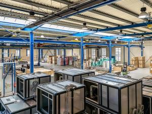 Pronájem výrobních prostor, Hrušky, Na aleji, 6941 m2