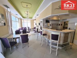 Pronájem restaurace, Mariánské Lázně, Poštovní, 150 m2