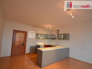 Pronájem bytu 2+kk, Praha - Kamýk, Otradovická, 68 m2