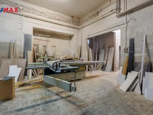 Prodej výrobních prostor, Karlovy Vary - Rybáře, Sokolovská, 1766 m2