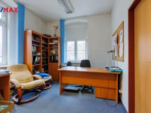 Prodej výrobních prostor, Karlovy Vary - Rybáře, Sokolovská, 1766 m2