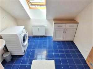 Pronájem bytu 2+kk, Praha, Patočkova, 80 m2