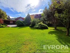Prodej rodinného domu, Praha - Lipence, Josefa Houdka, 958 m2