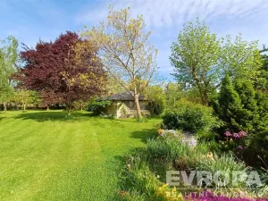 Prodej rodinného domu, Praha - Lipence, Josefa Houdka, 958 m2