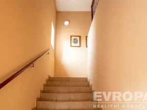 Prodej rodinného domu, Praha - Lipence, Josefa Houdka, 958 m2