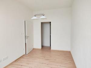 Pronájem bytu 2+kk, České Budějovice, K. Šatala, 54 m2