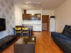 Pronájem bytu 1+kk, Praha, Na Slatince, 36 m2