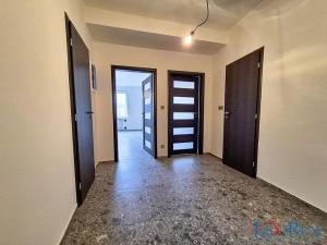 Pronájem bytu 2+kk, Praha - Podolí, Na dolinách, 50 m2