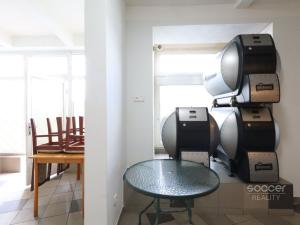 Pronájem restaurace, Praha - Libeň, Krejčího, 80 m2