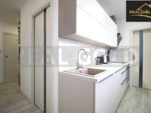 Prodej bytu 3+1, Třebíč, Okružní, 71 m2