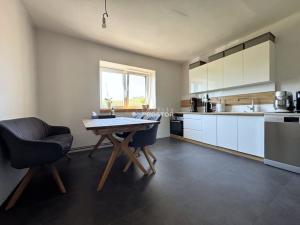 Prodej rodinného domu, Neuměřice, 171 m2