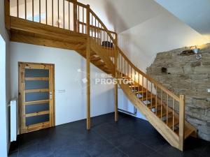 Prodej rodinného domu, Neuměřice, 171 m2