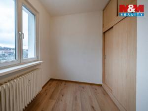 Pronájem bytu 3+1, Karlovy Vary, Krymská, 45 m2