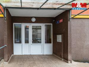 Pronájem bytu 3+1, Karlovy Vary, Krymská, 45 m2