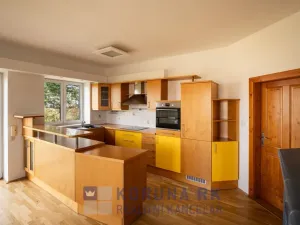 Prodej vily, Lišov, Topolová, 321 m2