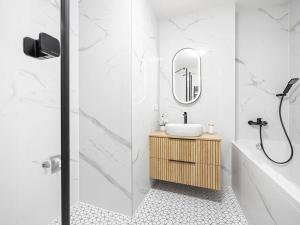 Prodej bytu 3+kk, Praha - Prosek, Vysočanská, 82 m2