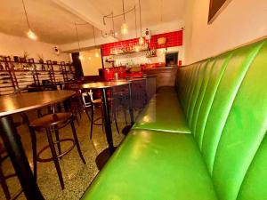 Pronájem obchodního prostoru, Brno, Pekařská, 111 m2