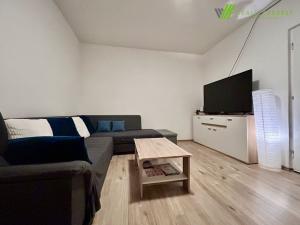 Prodej bytu 3+1, Uherský Ostroh - Ostrožské Předměstí, Sídliště, 73 m2