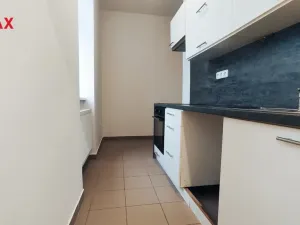 Pronájem bytu 1+kk, Šumperk, Žerotínova, 40 m2