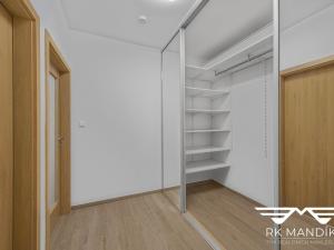 Pronájem bytu 2+kk, Praha - Prosek, Kytlická, 53 m2