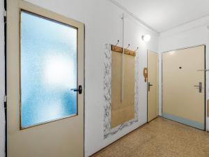 Prodej bytu 2+1, Děčín - Děčín III-Staré Město, Rakovnická, 57 m2