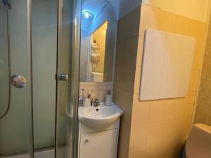 Prodej bytu 1+1, Teplice - Řetenice, Bratislavská, 41 m2