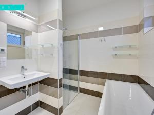 Pronájem bytu 2+kk, Olomouc - Bělidla, Na Bojišti, 54 m2