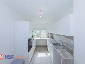Prodej bytu 4+1, Všemina, 72 m2