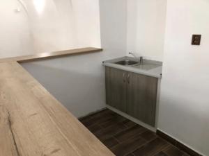 Pronájem obchodního prostoru, Jihlava, Škrétova, 80 m2