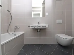 Prodej bytu 2+kk, Praha, Návarovská, 61 m2