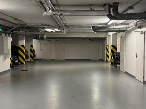 Pronájem bytu 2+kk, Praha, Pickova, 64 m2