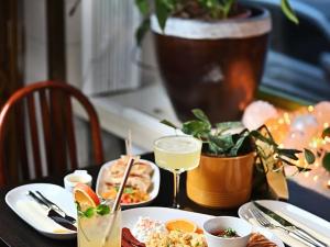 Pronájem restaurace, Praha - Vyšehrad, Neklanova, 60 m2