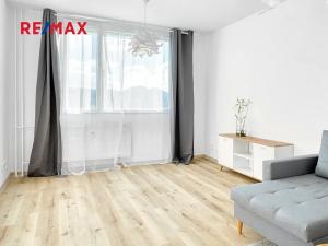 Pronájem bytu 2+1, Stráž pod Ralskem, Jižní, 54 m2