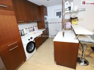 Pronájem bytu 2+kk, Karlovy Vary - Stará Role, Nejdlova, 74 m2