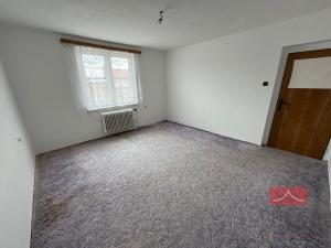 Prodej bytu 3+1, Kejžlice, K Budíkovu, 77 m2