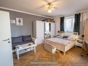 Prodej bytu 1+1, Znojmo, Palliardiho, 44 m2