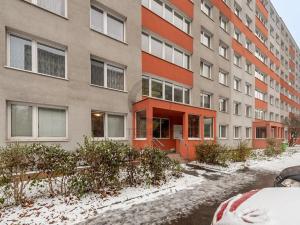 Prodej bytu 2+kk, Praha - Prosek, Lovosická, 39 m2