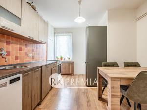 Prodej bytu 3+1, Teplice, Bílinská, 99 m2