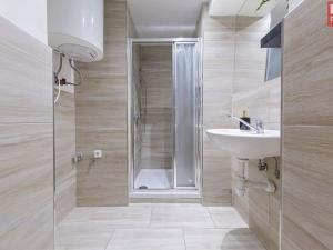 Prodej bytu 2+1, Olomouc, Komenského, 29 m2