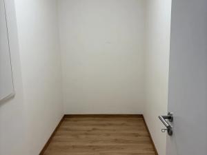 Pronájem bytu 2+kk, Praha - Vysočany, Oktábcových, 60 m2
