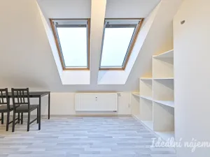 Pronájem bytu 2+kk, Brno - Židenice, Slevačská, 40 m2