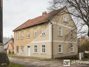 Prodej rodinného domu, Hostín u Vojkovic, 420 m2