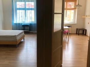 Pronájem bytu 2+kk, Praha - Vinohrady, Polská, 45 m2