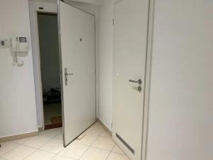 Pronájem bytu 2+kk, Praha - Stodůlky, Nad Dalejským údolím, 56 m2