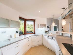 Prodej rodinného domu, Ondřejov, Slunečná, 200 m2