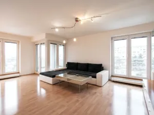 Pronájem bytu 3+kk, Praha - Záběhlice, Hyacintová, 87 m2