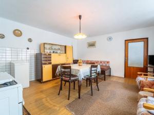 Prodej rodinného domu, Velim, Pražská, 100 m2