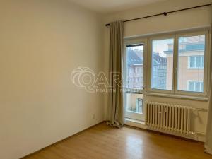 Pronájem bytu 2+1, Praha - Vinohrady, Písecká, 53 m2