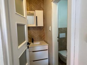 Pronájem bytu 2+kk, Chomutov, Revoluční, 55 m2